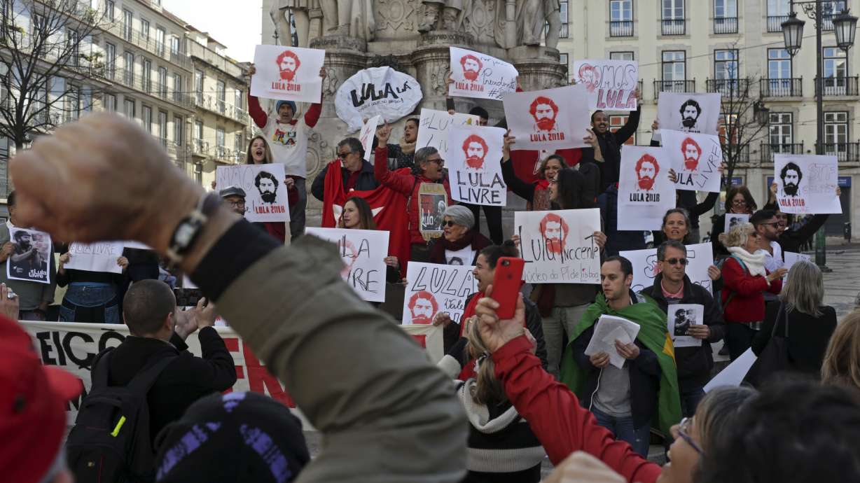 Brazil's Lula presidential bid to be registered on deadline