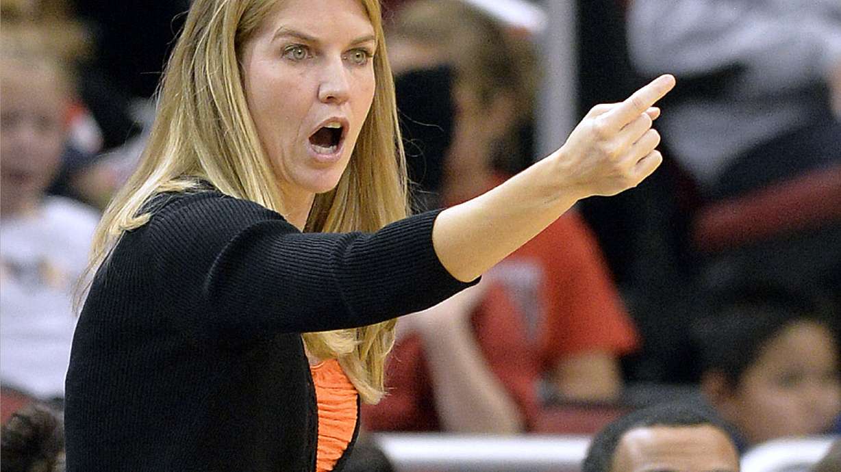 Boston College hires Bernabei-McNamee as women's hoops coach
