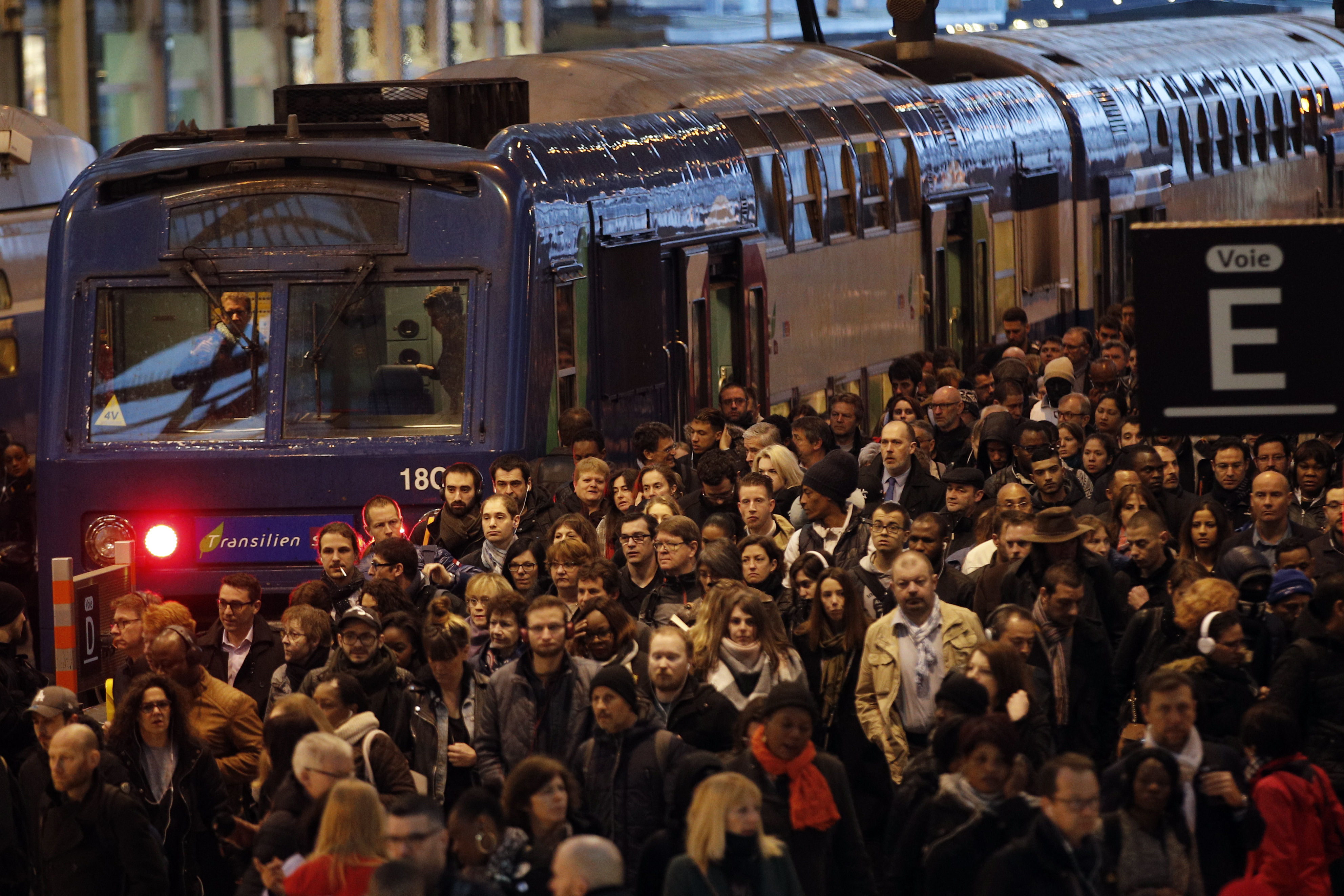 French riot police oust Sorbonne protesters; trains halt