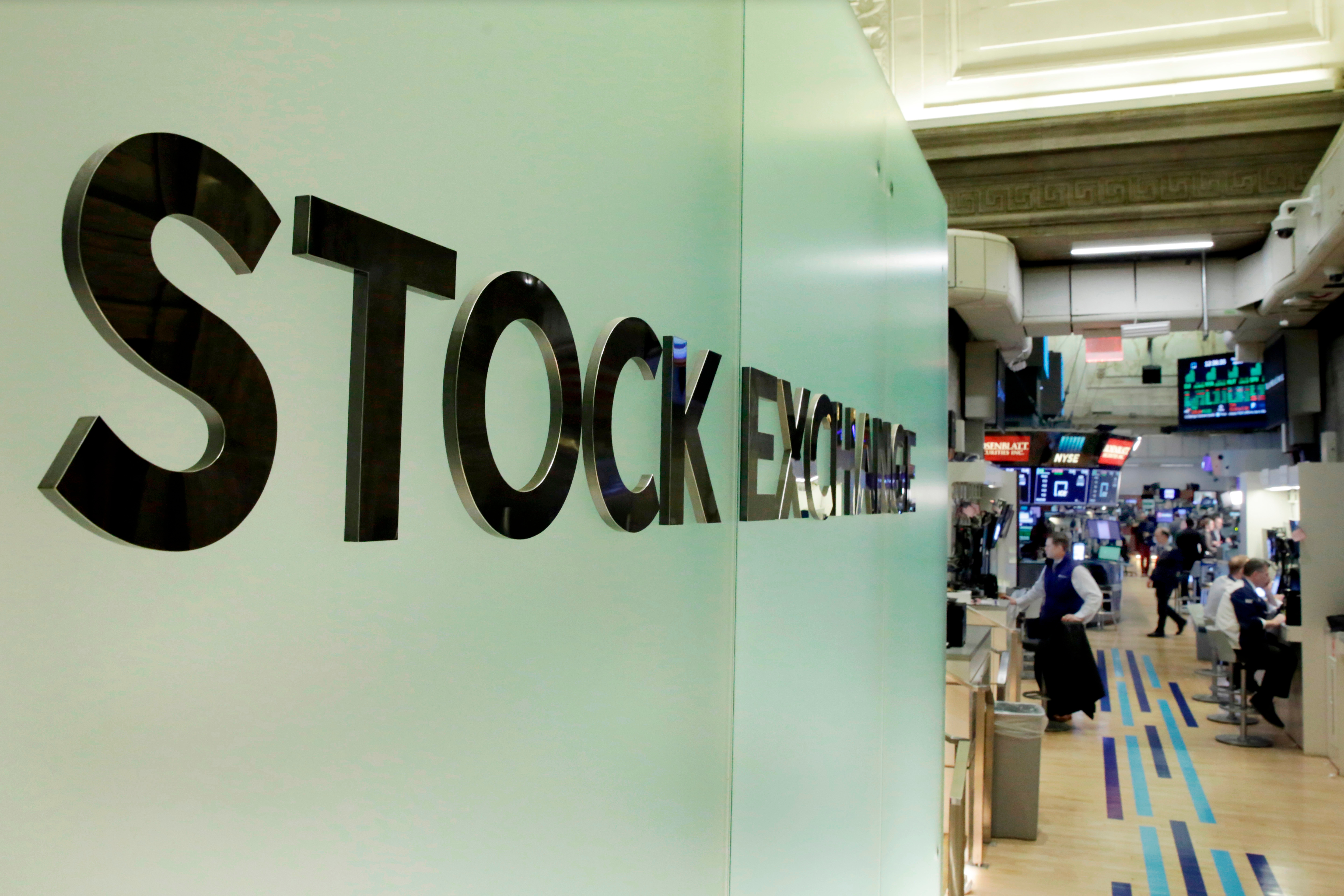 Markets Right Now: Stocks close lower, weighed down by banks