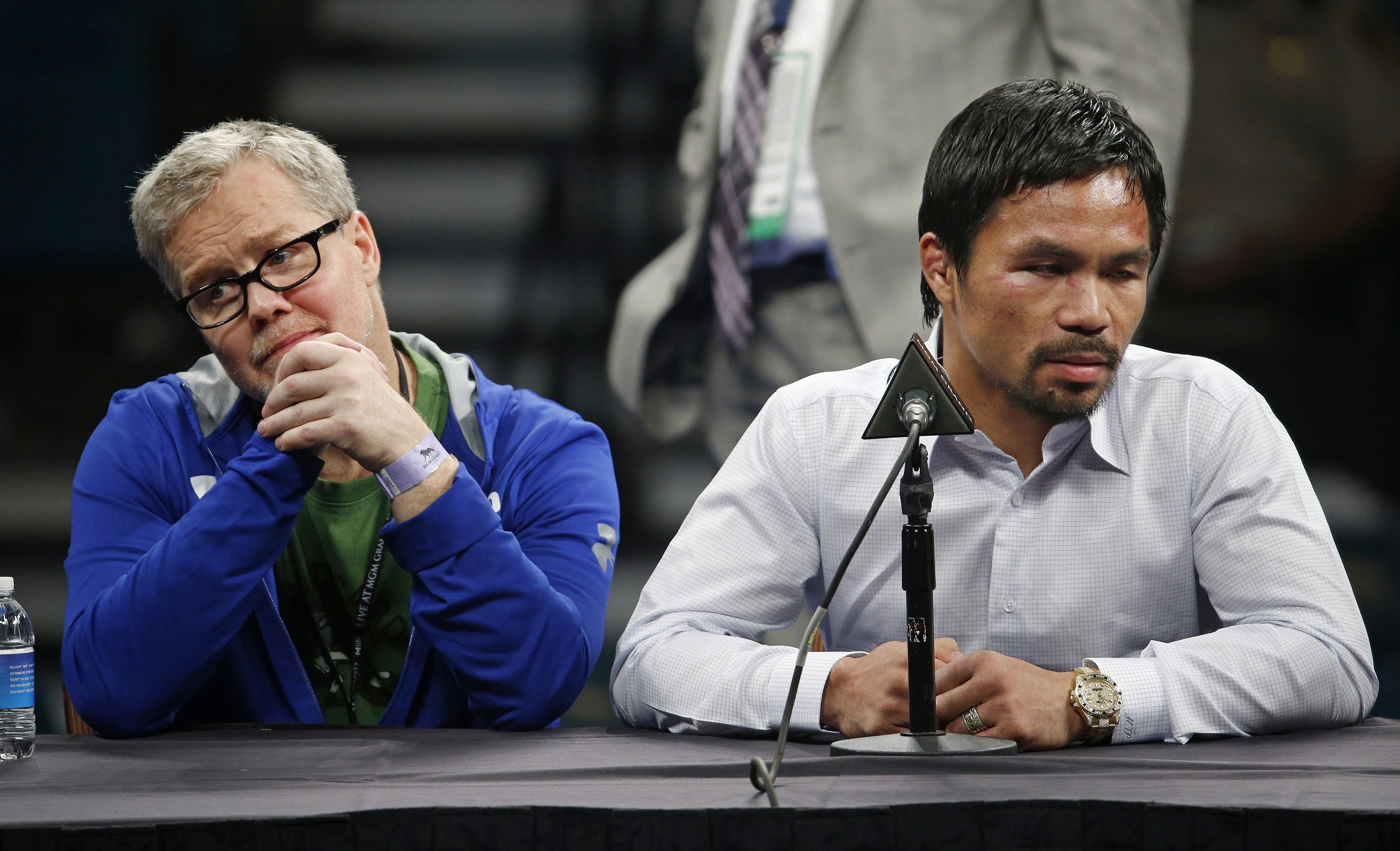 Trainer Freddie Roach "hurt" after split from Manny Pacquiao