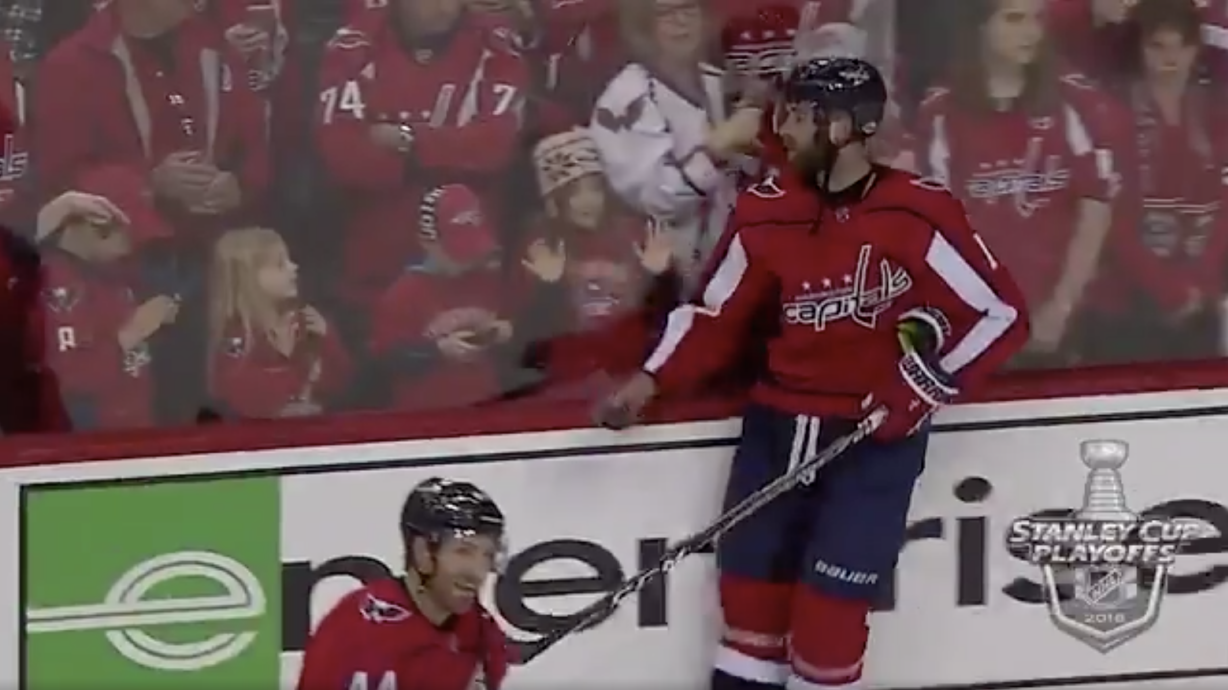 Have You Seen This? Pro hockey player makes 3 attempts to give puck to little girl