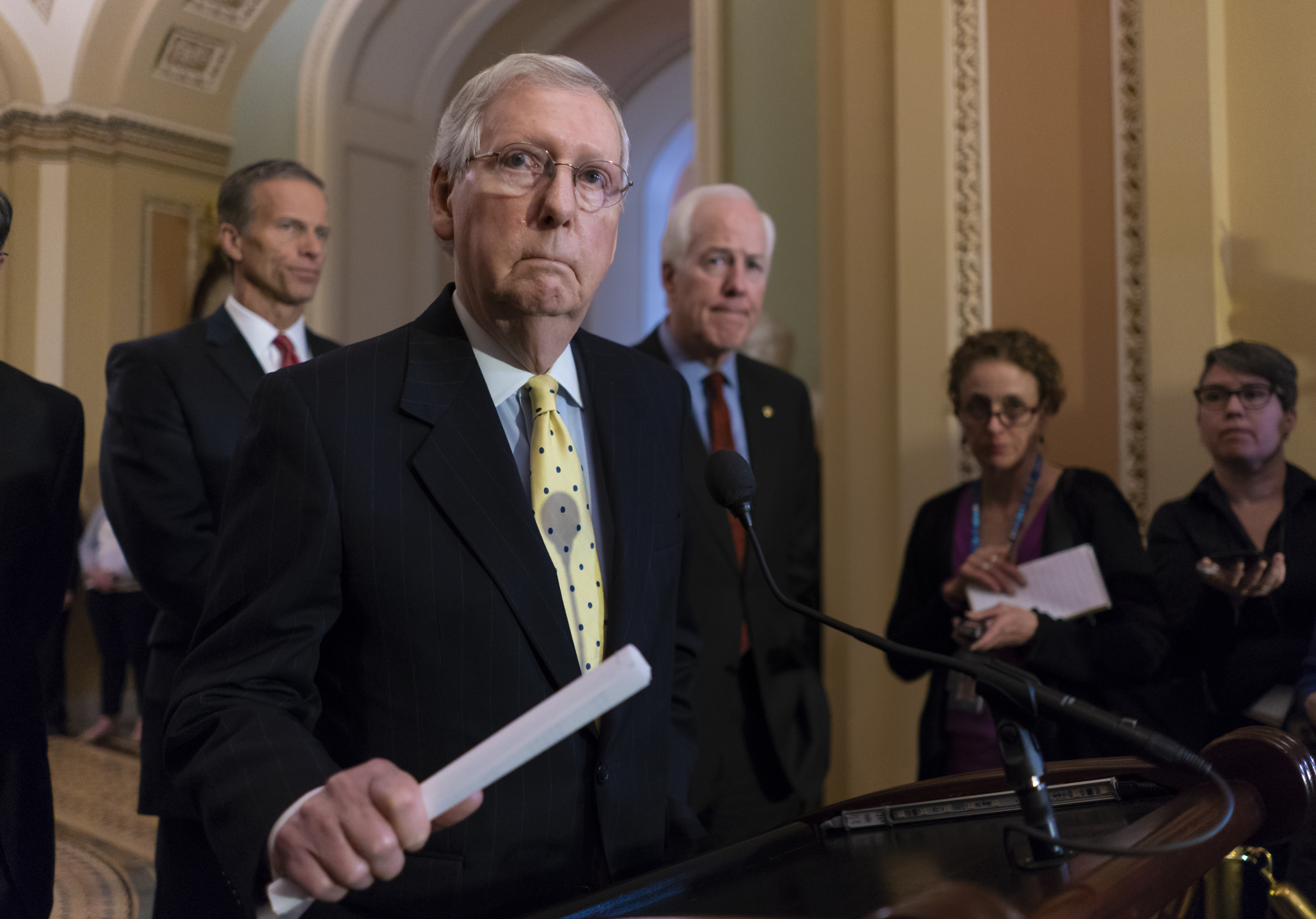 As GOP balks, McConnell shuts down bill to protect Mueller
