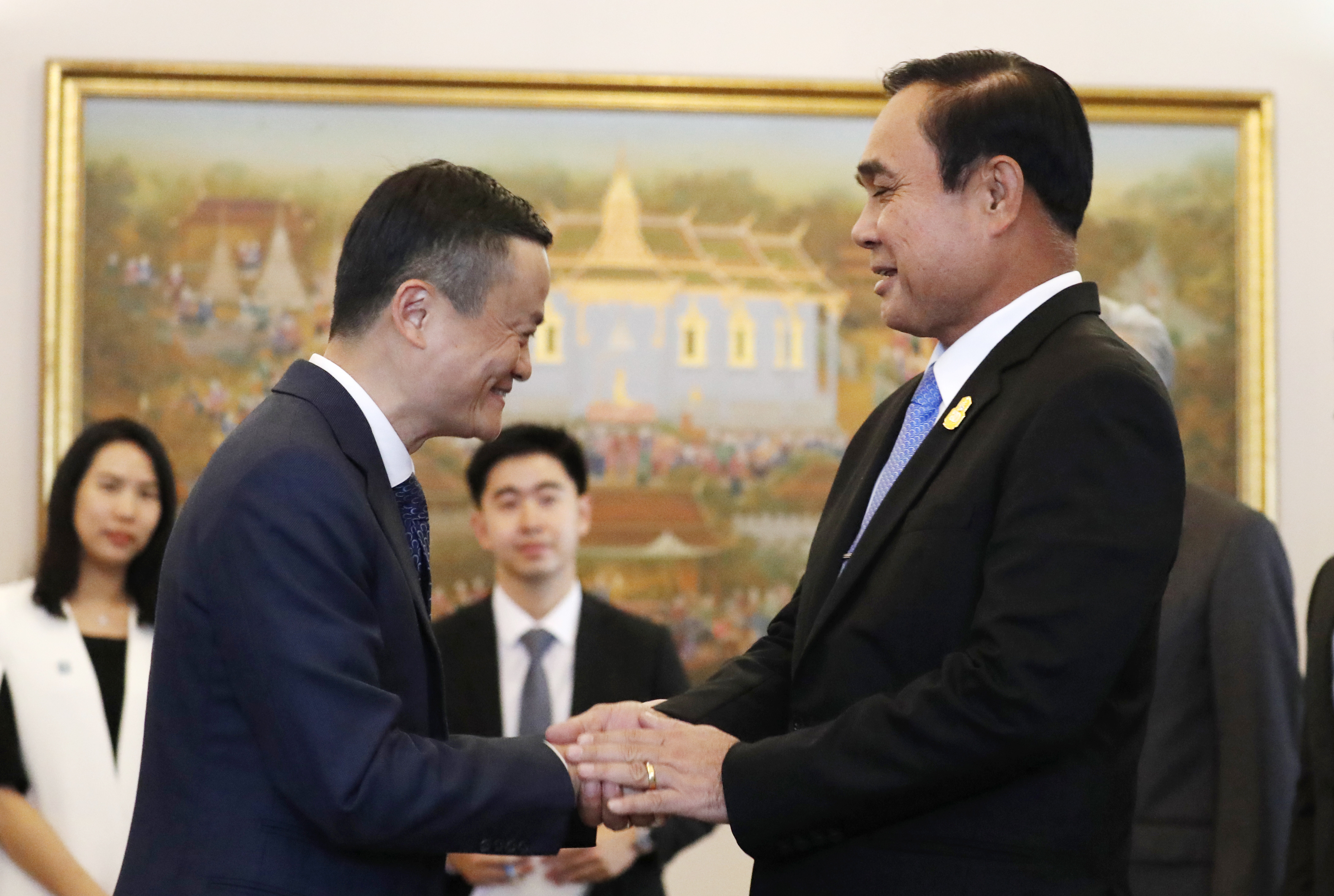 Chinese e-commerce giant Alibaba sets plans for Thailand