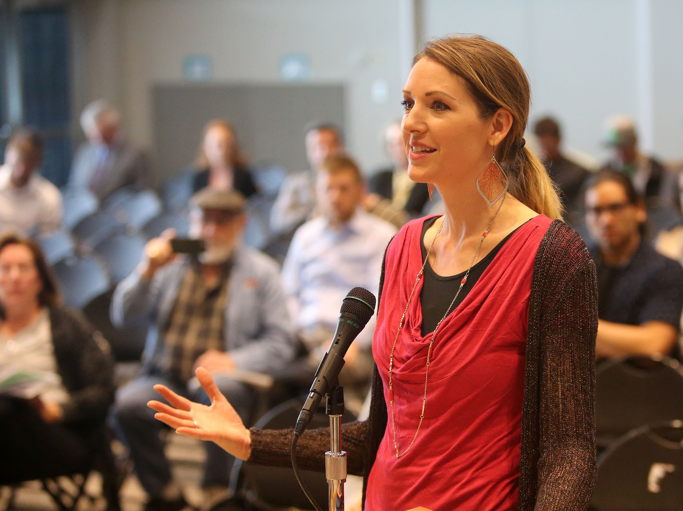 Tatia Nelson, specialty diet coach with Good Earth Natural Foods, speaks during the Utah Department of Agriculture and Food's public meeting on new cannabis-related laws at the State Office Building in Salt Lake City on Thursday, April 19, 2018. (Photo: Kristin Murphy, KSL)