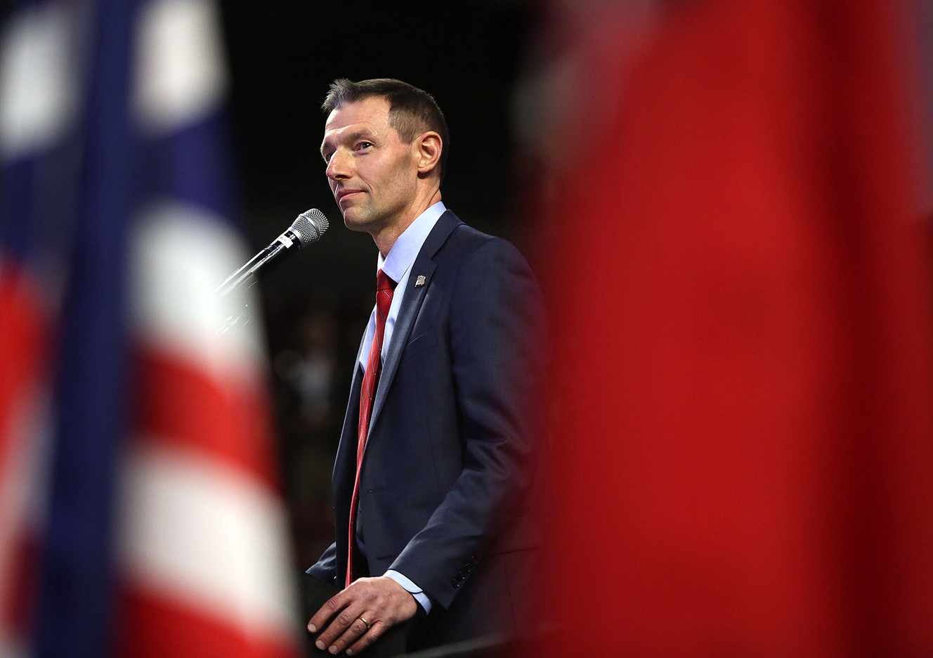 Kennedy apologizes on behalf of all Utahns for opponent Romney calling pastor a bigot