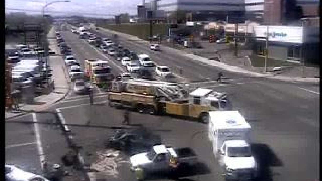 State Street intersection at 5300 S in Murray reopens after rollover crash