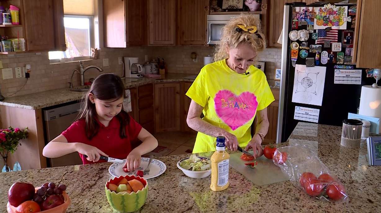 Rebecca Hurst makes a healthy lunch with her granddaughter. (Photo: KSL TV)