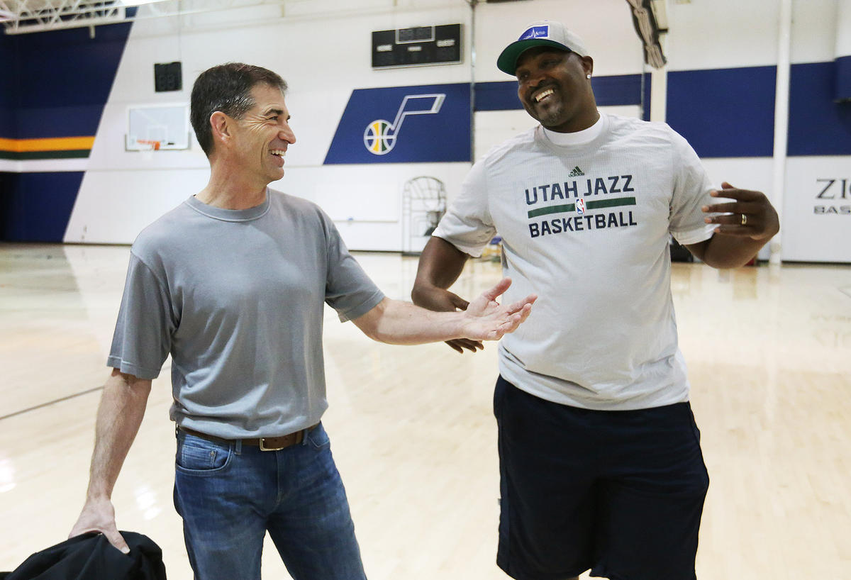 20 years after Jordan push-off, Bryon Russell feels Jazz should retire his jersey