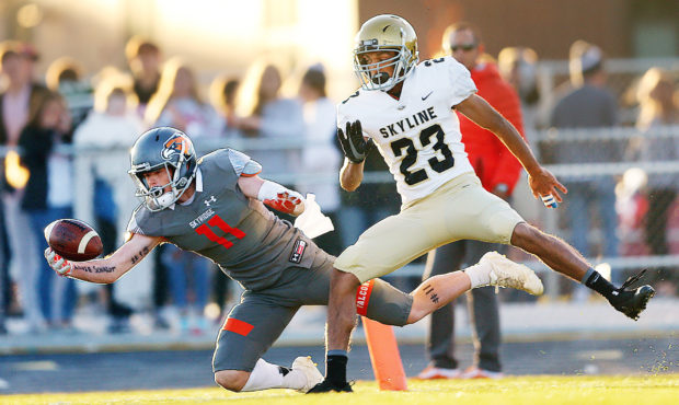 Study: Playing tackle football at young age puts brain at risk