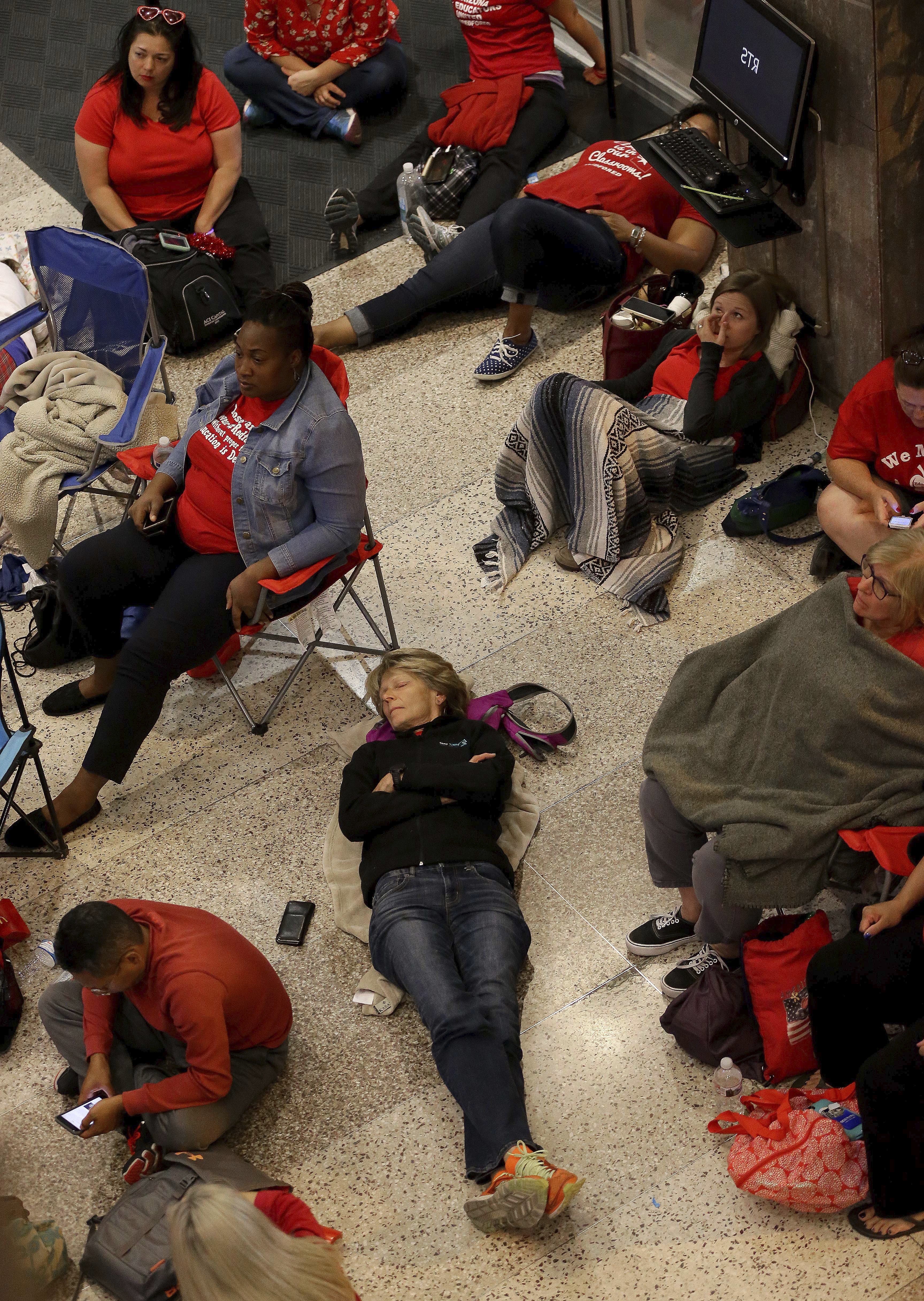 Striking Arizona teachers end walkout, salary increases set