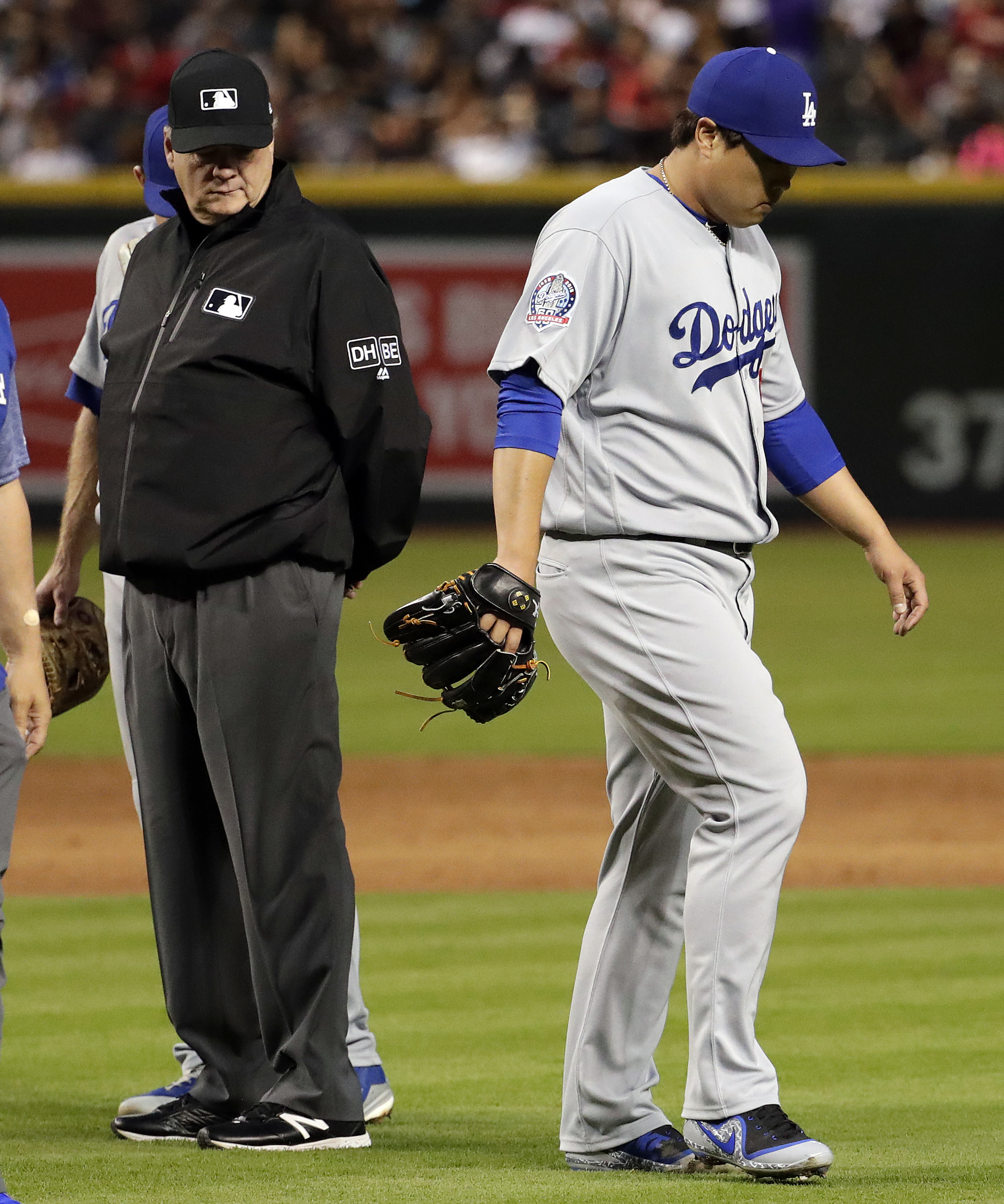 Dodgers place Hyun-Jin Ryu on DL with hip bruise