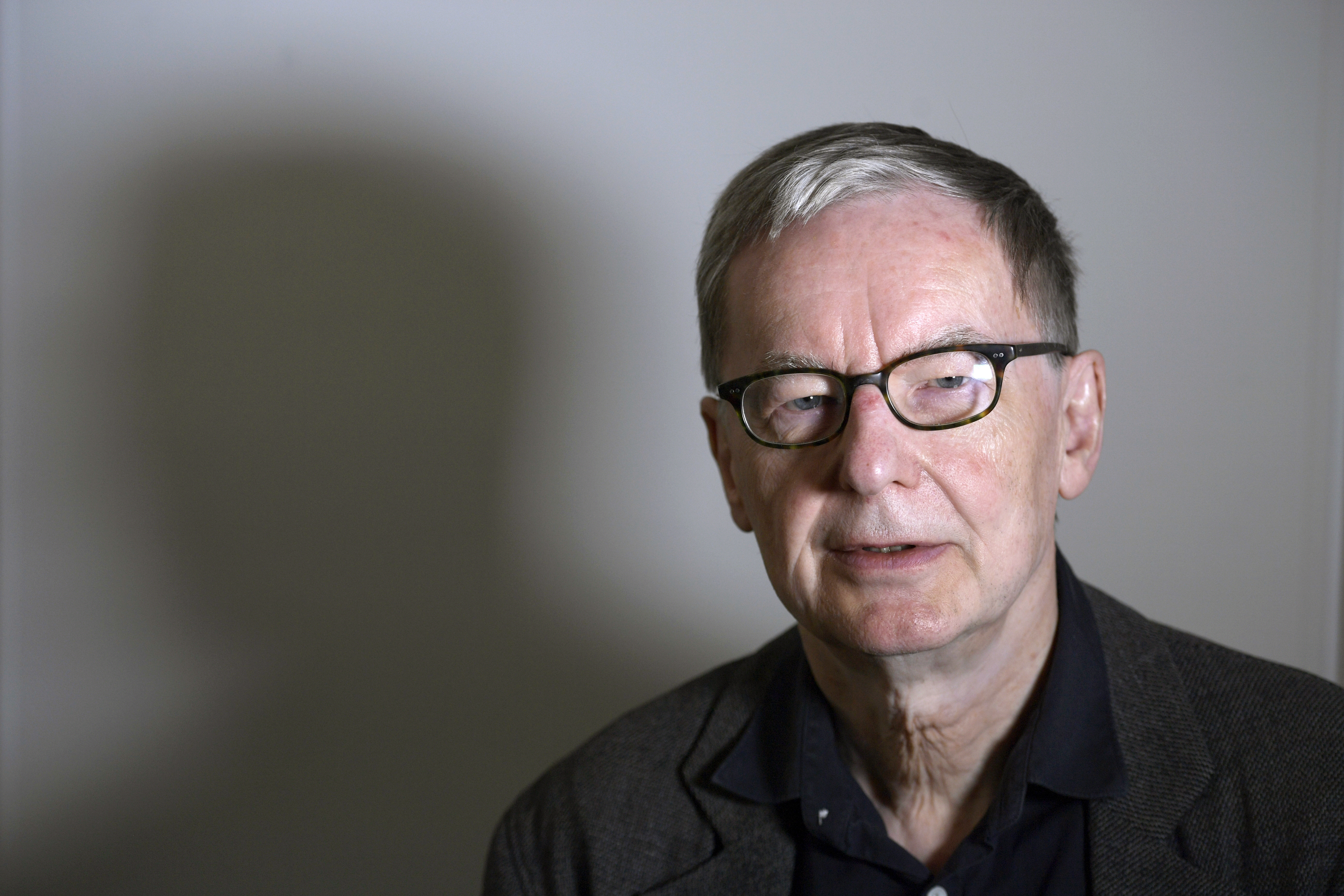 5 things to know about the Nobel Prize for literature