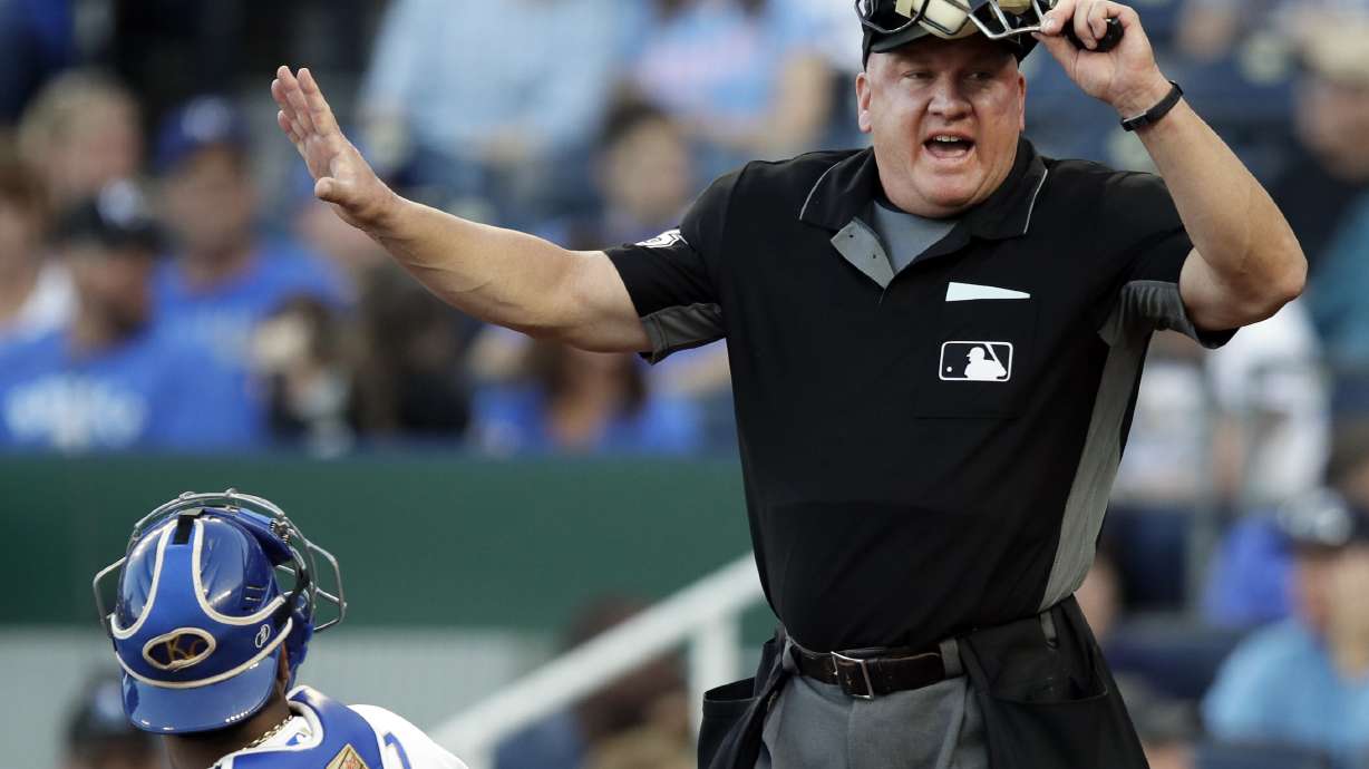Royals bail out ballboy by rallying for 4-2 win over Tigers