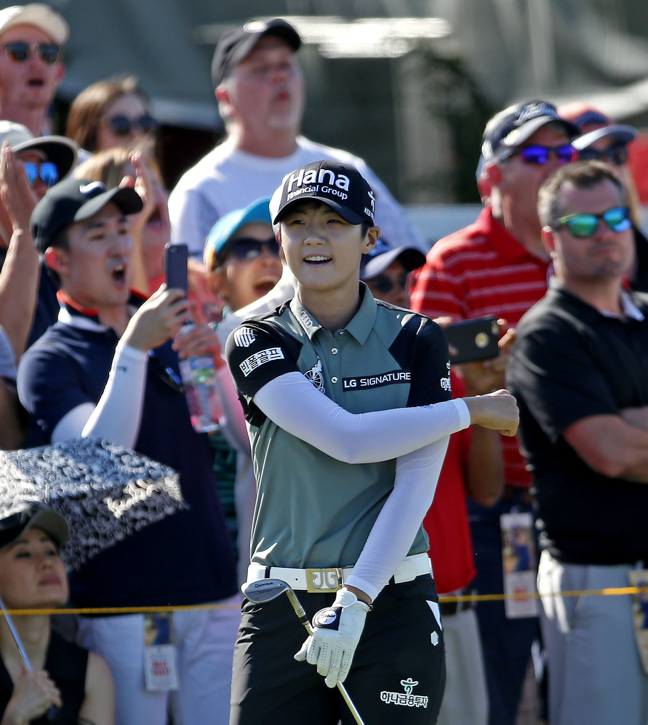 Jason Day holds on to win Wells Fargo Championship