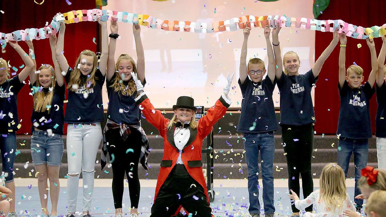 Step right up to Foothills Elementary's 'Greatest Kindness Show'