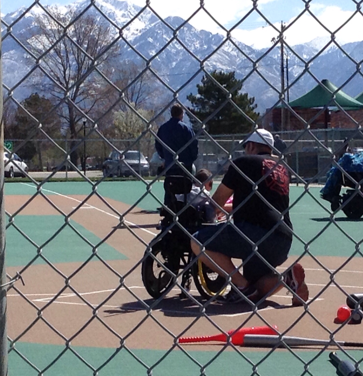 Make Your Week: Herriman High ‘Post-it Patrol' shares positive messages throughout school