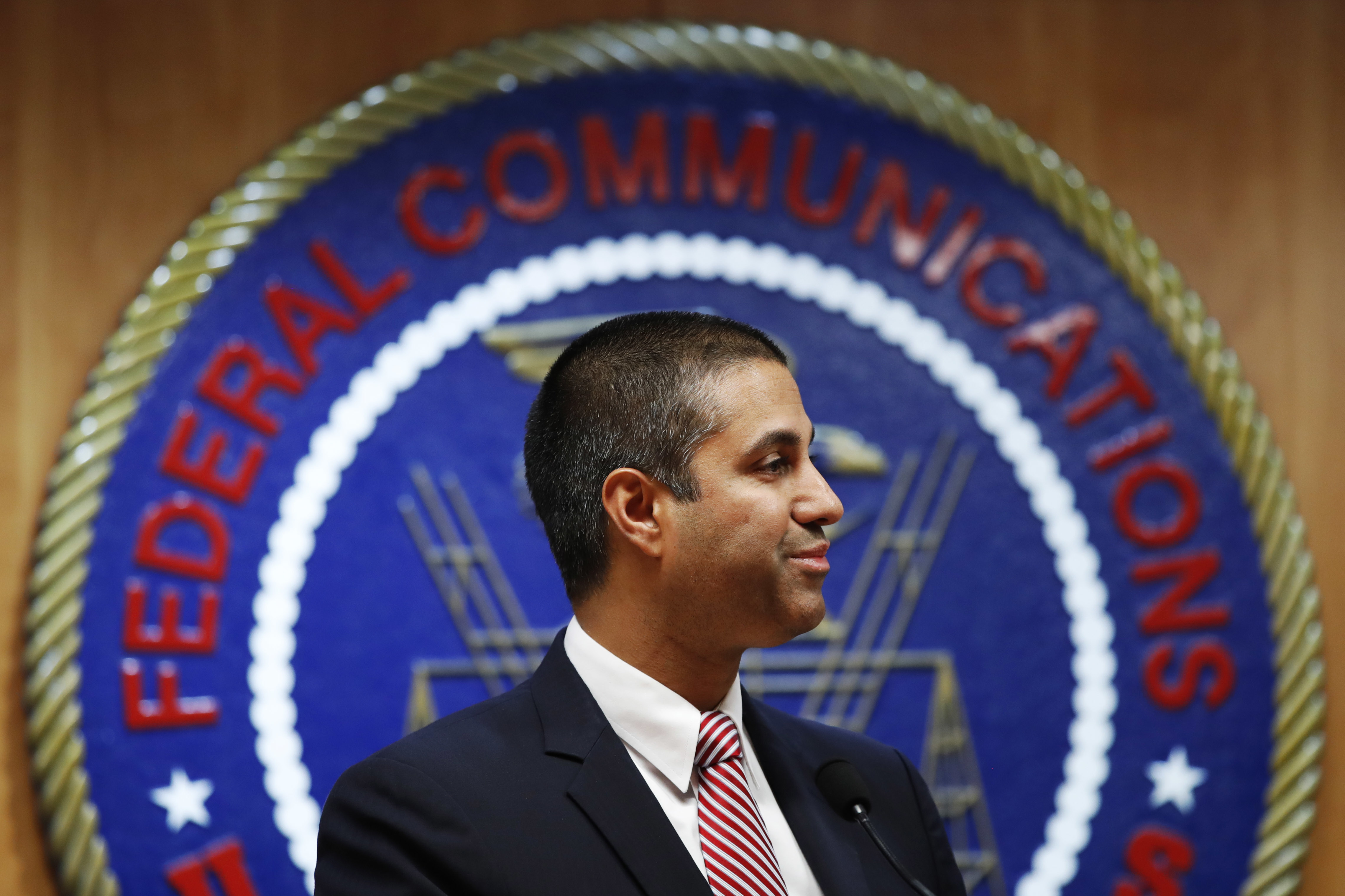 FCC sets 'net neutrality' repeal for June 11, Senate to vote