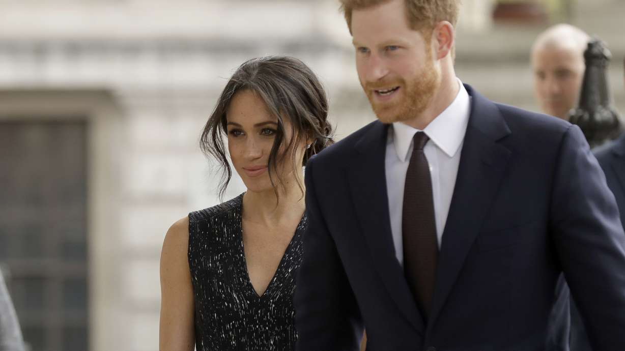 Royal retreat of Windsor ready to party for Harry, Meghan