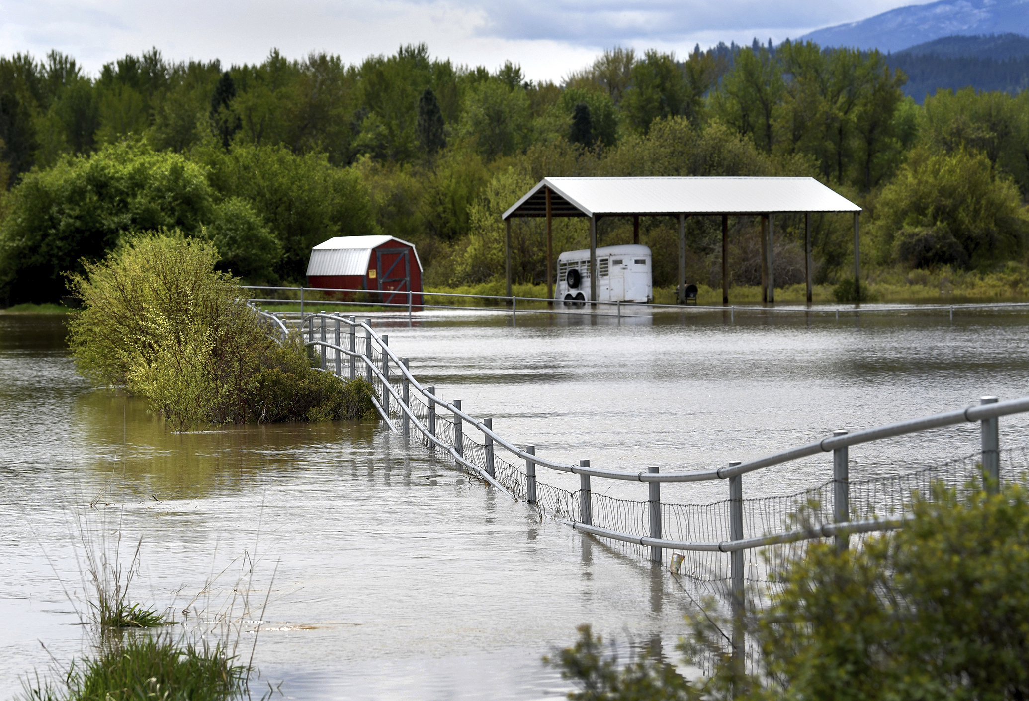 Montana floodwaters near highest level in 100 years