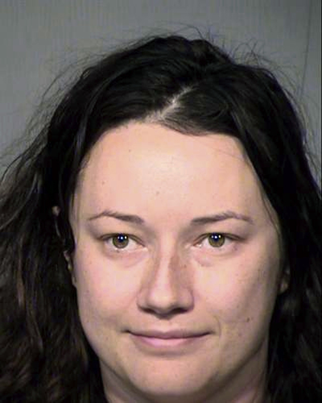 Police: Stalker sent 65,000 texts, had bath at victim's home