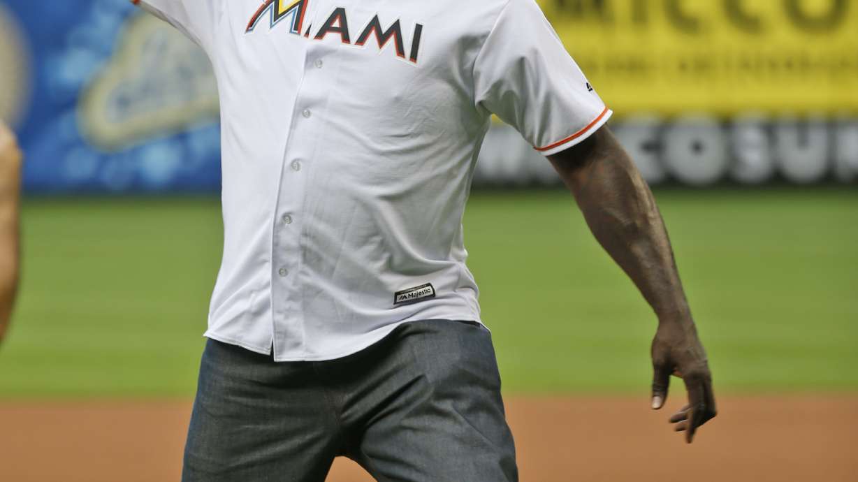 Marlins' Ziegler adds to collection of saves, autographs