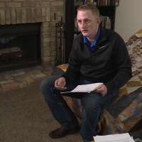 Disabled veteran says he’s being wrongfully evicted from Murray apartment