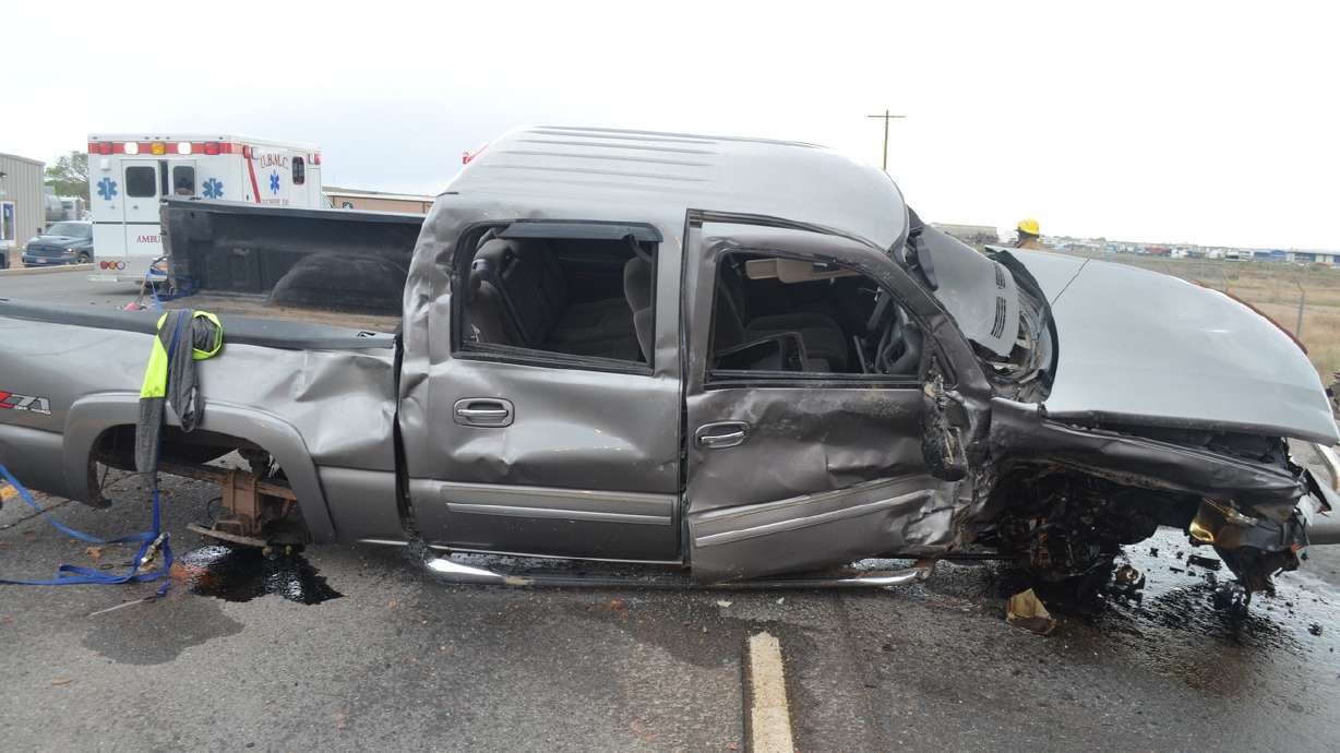 Man in extremely critical condition following Roosevelt crash