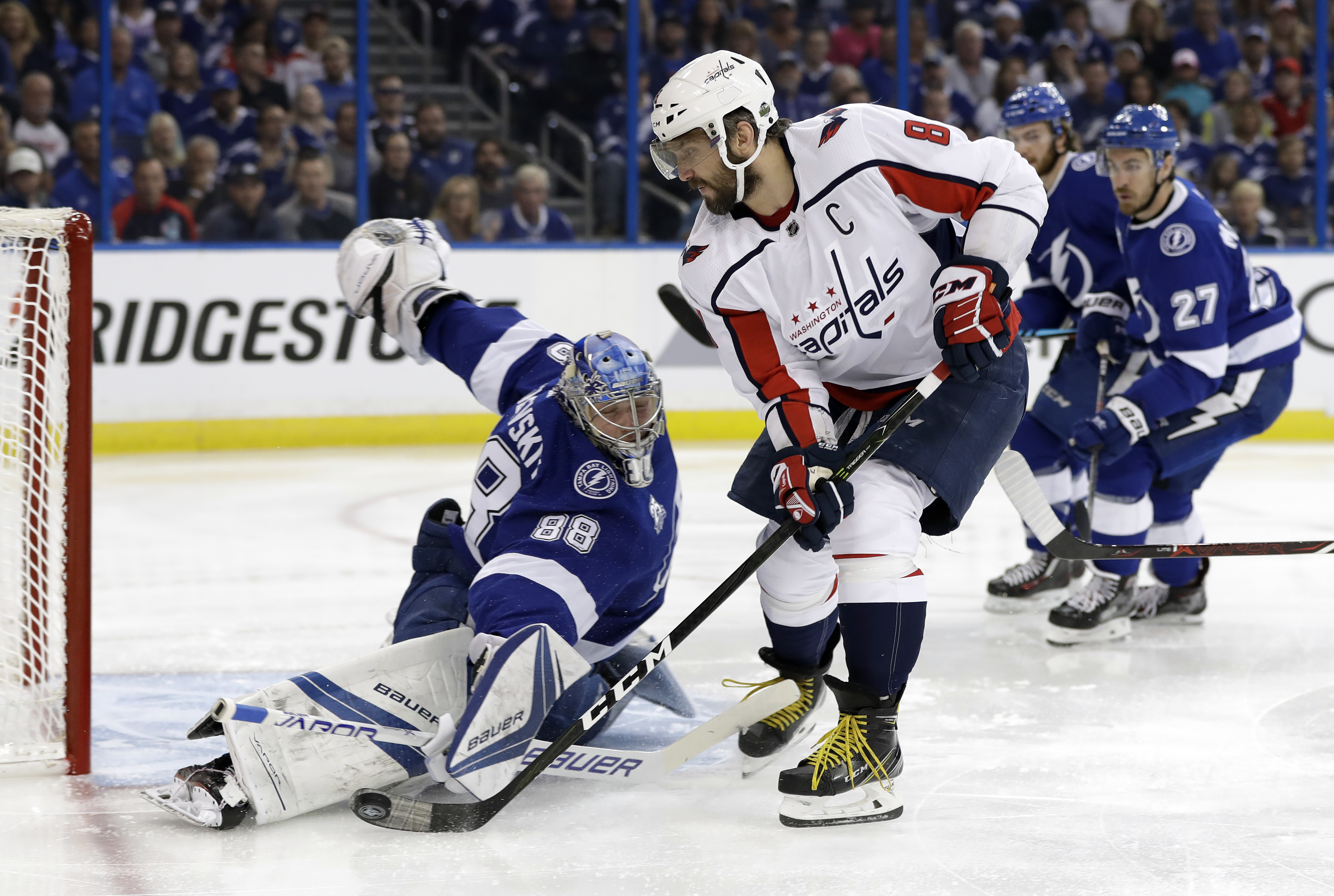 Capitals pull away, beat Lightning 6-2 for 2-0 series lead
