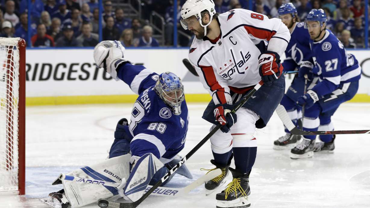 Capitals pull away, beat Lightning 6-2 for 2-0 series lead