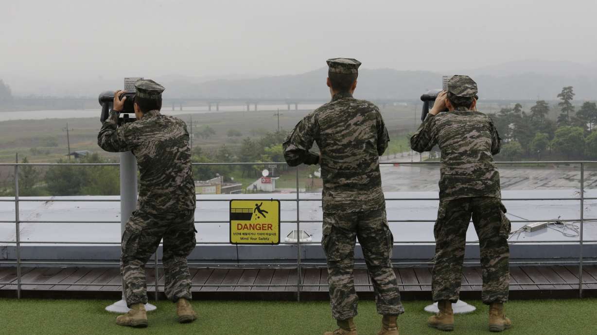 North Korea threatens to cancel US summit over drills
