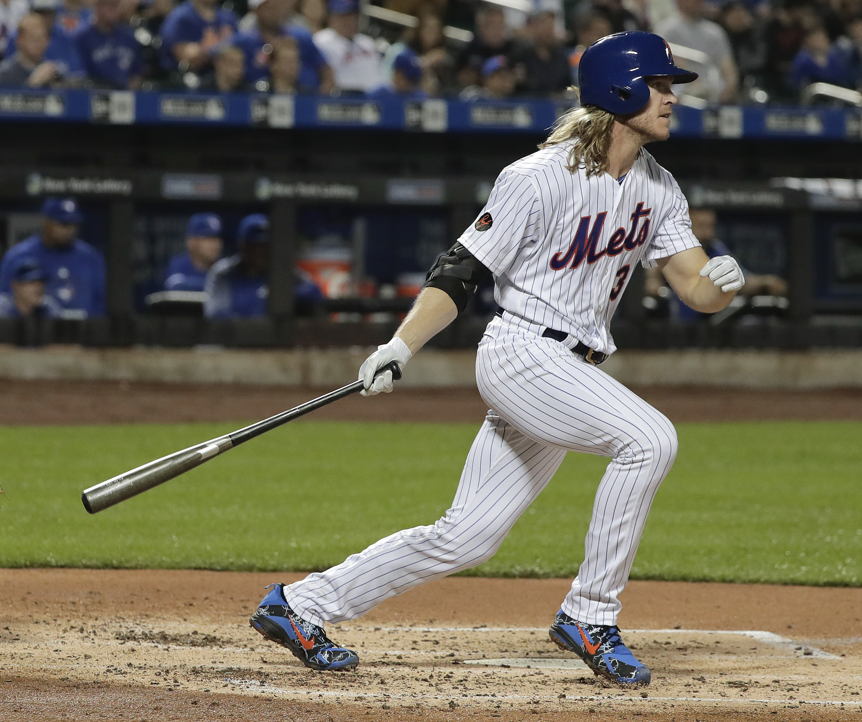 Syndergaard, Mets break out in 12-2 rout of Blue Jays