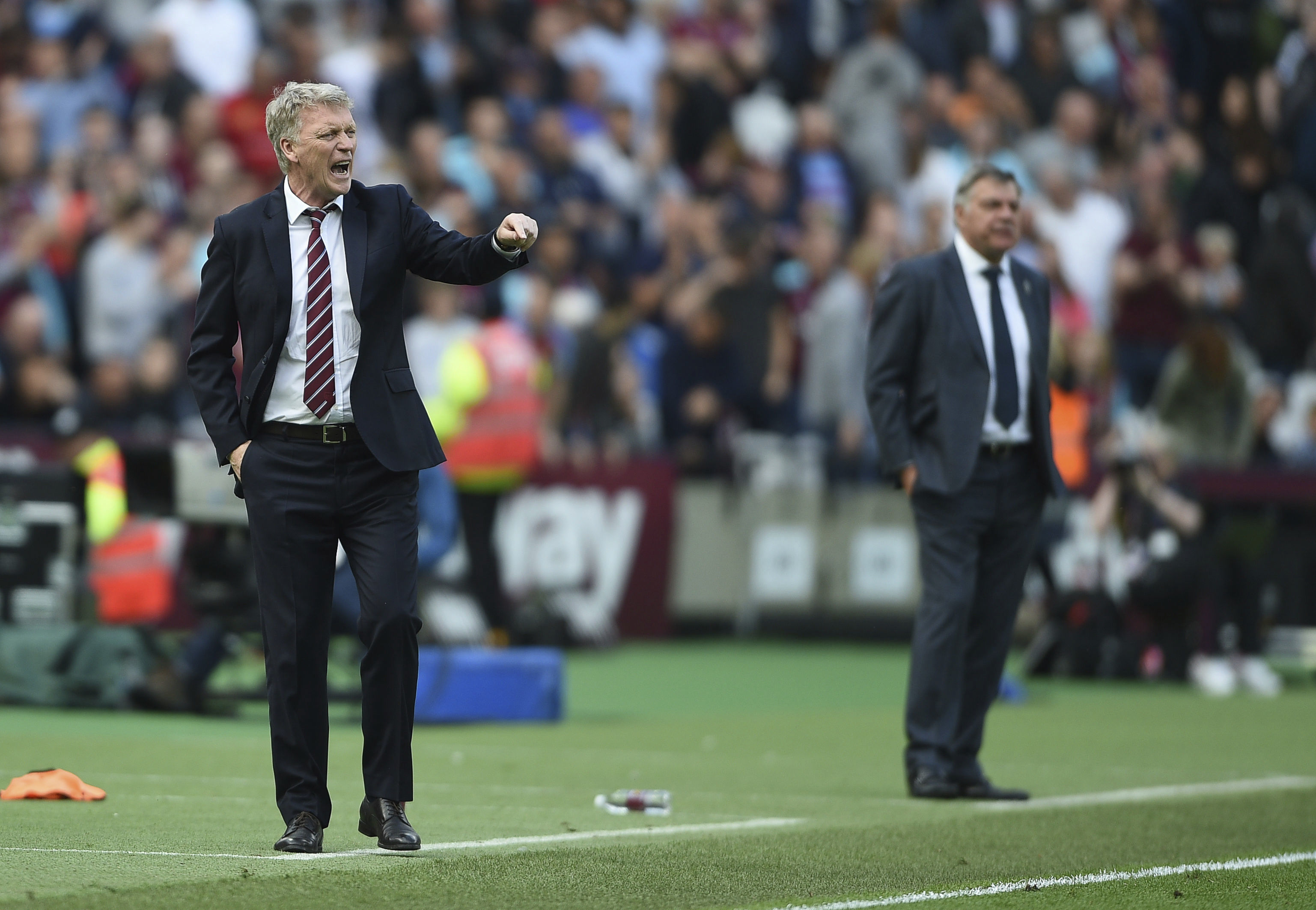 Moyes leaves West Ham after keeping team in Premier League