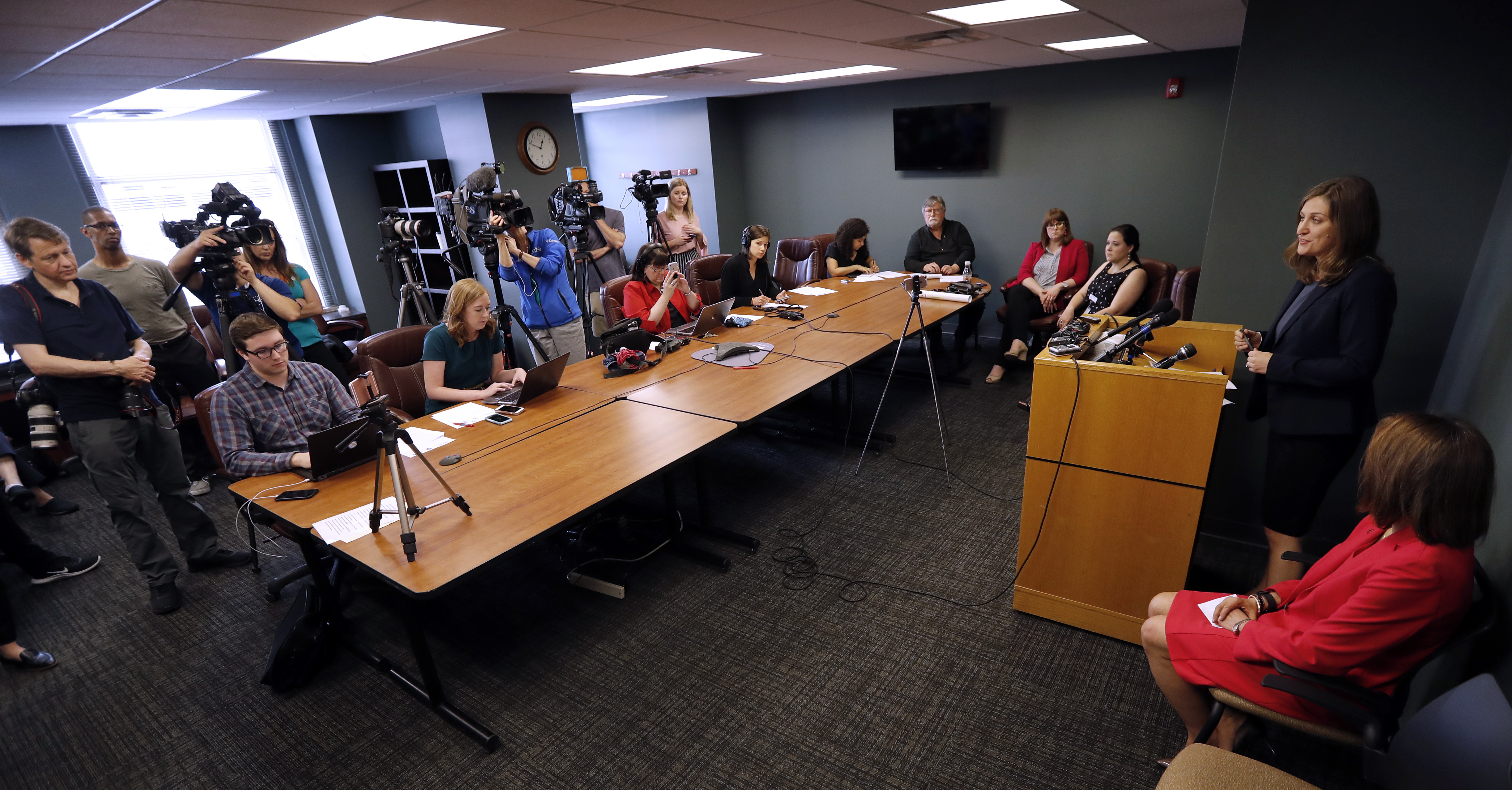 Iowa abortion suit won't have easy path to US Supreme Court