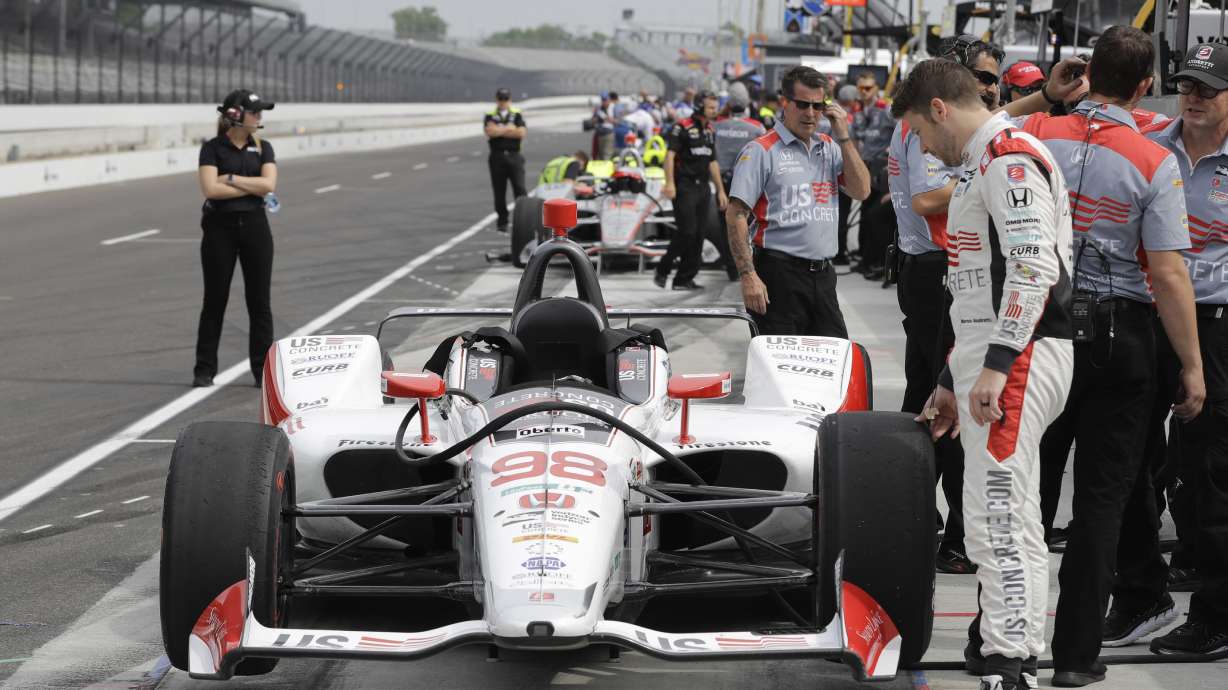 Marco Andretti leads field on 2nd day of Indy 500 practice