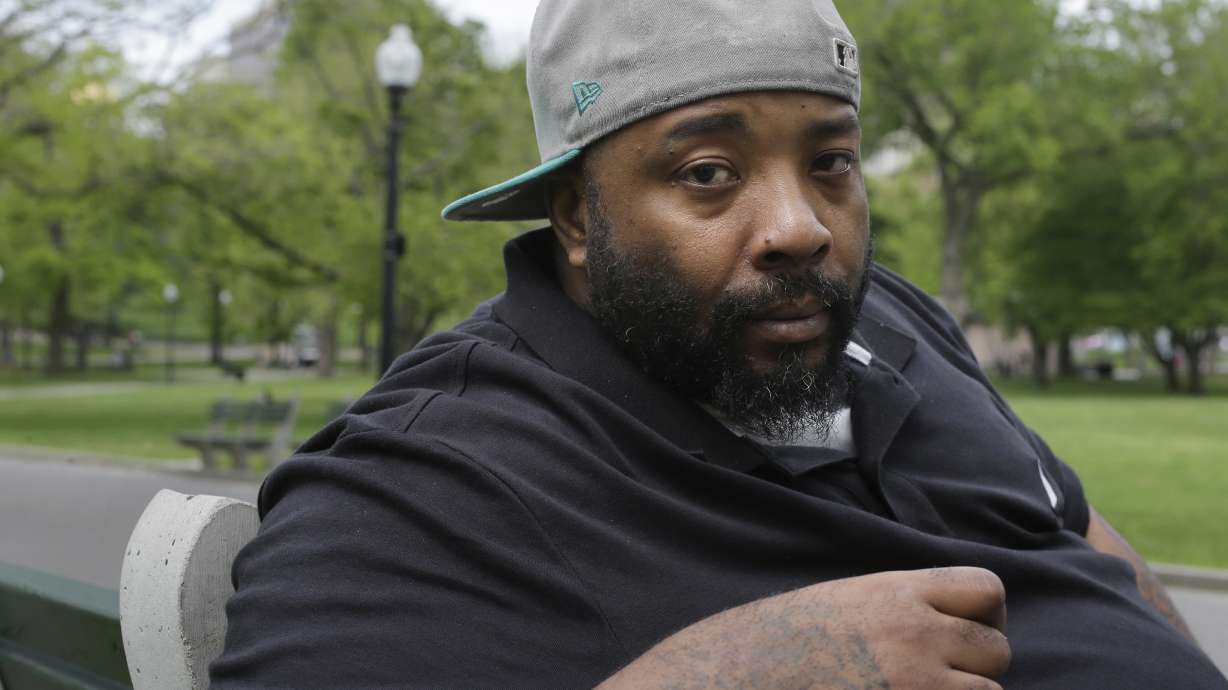 Suit: Homeless man jailed after trying to eat at Burger King
