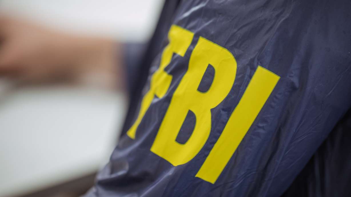 An American Fork man was arrested in an FBI sting Monday after agents say he thought he had arranged to meet up with a father to sexually abuse his two young children.
