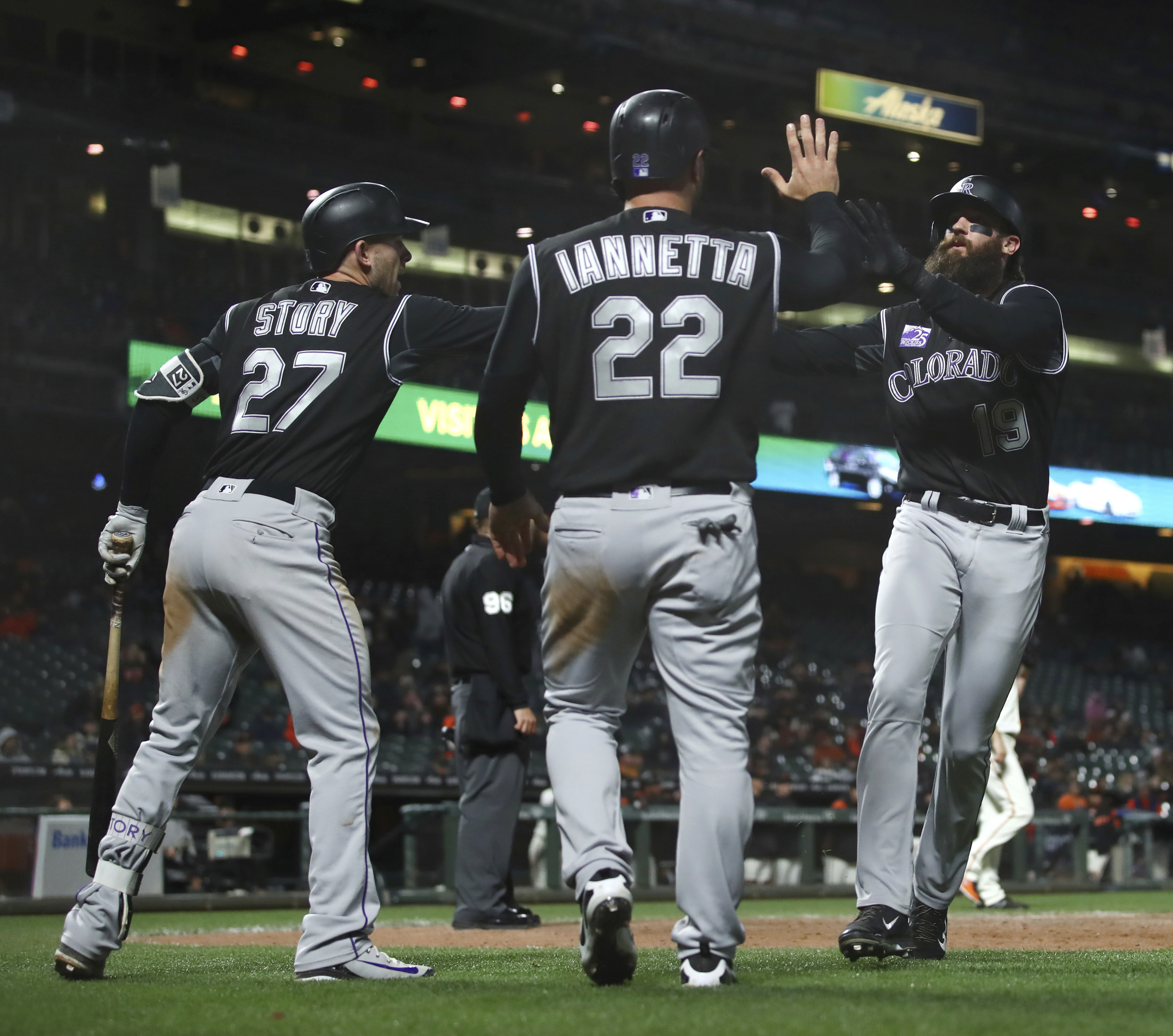 Gonzalez hits 2-run single in 12th, Rockies beat Giants 5-3