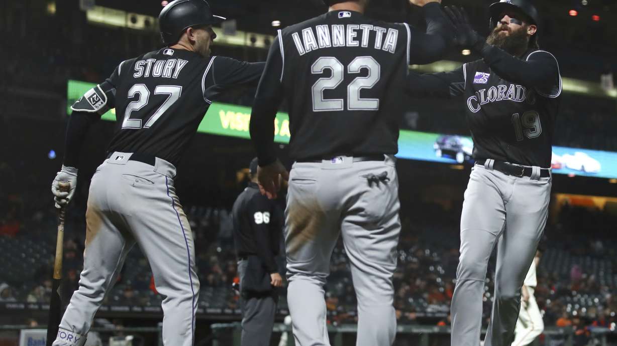 Gonzalez hits 2-run single in 12th, Rockies beat Giants 5-3