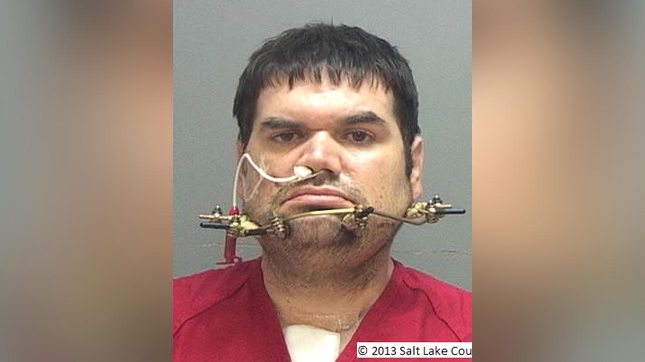 3 inmates, including cop killer, charged in prison stabbing