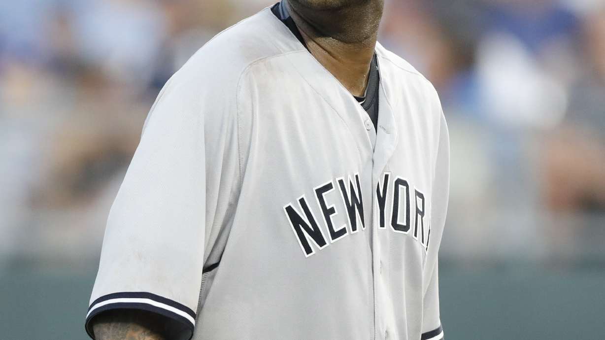 Merrifield, Perez power Royals to 5-2 win over Yankees