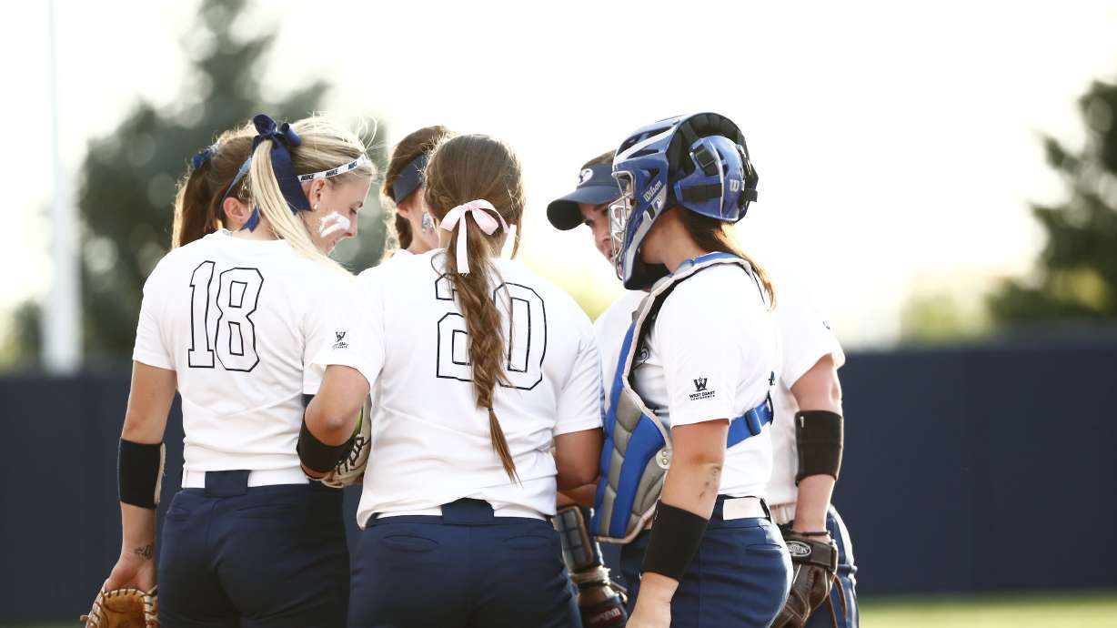 BYU softball falls to Drake in rematch after routing UAlbany in Eugene Regional