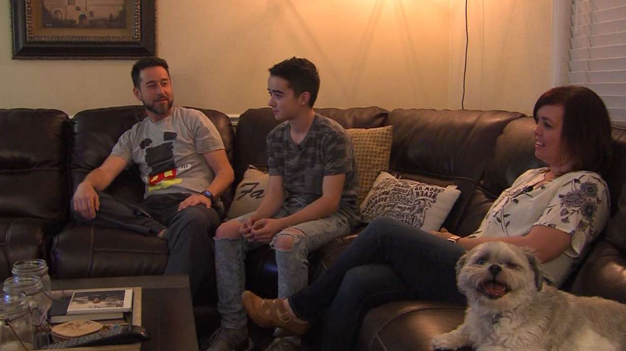 Griffin Ruiz and his parents love watching basketball together as a family. (Photo: KSL TV)