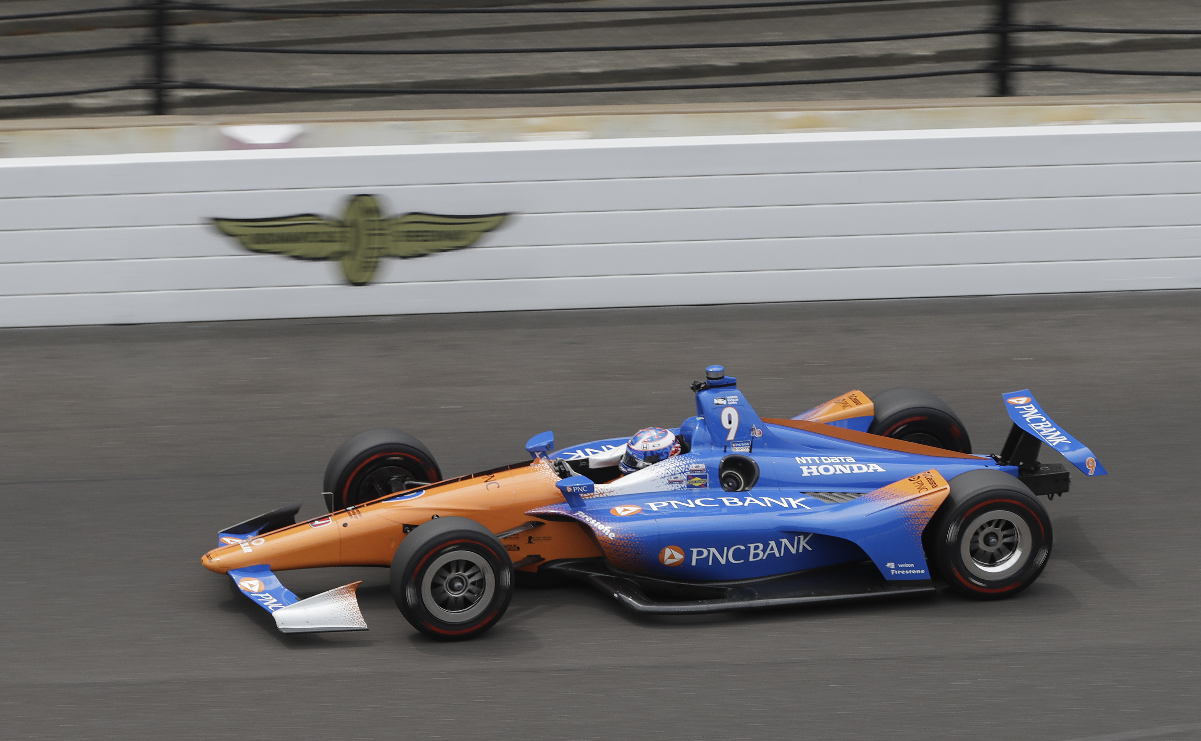 Chevy hoping it finally has edge on Honda in Indy 500