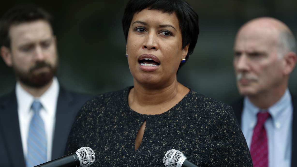 Mayor of nation's capital announces she has adopted baby