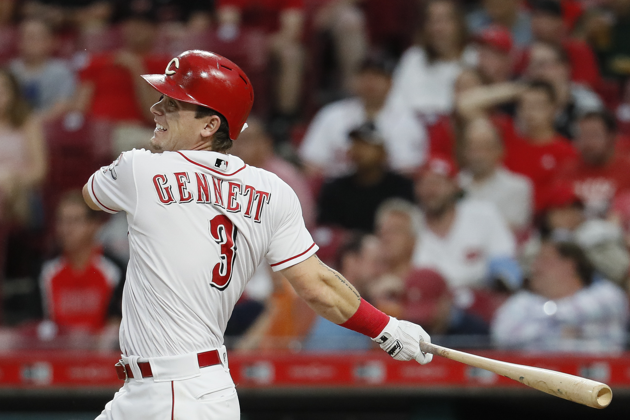 Gennett's slam helps Harvey gets 1st Reds win, 7-2 over Bucs