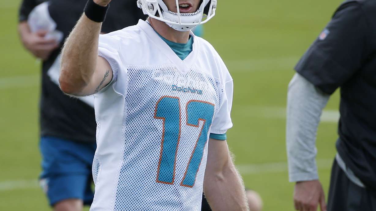 Dolphins' Tannehill back at practice after missing 2017