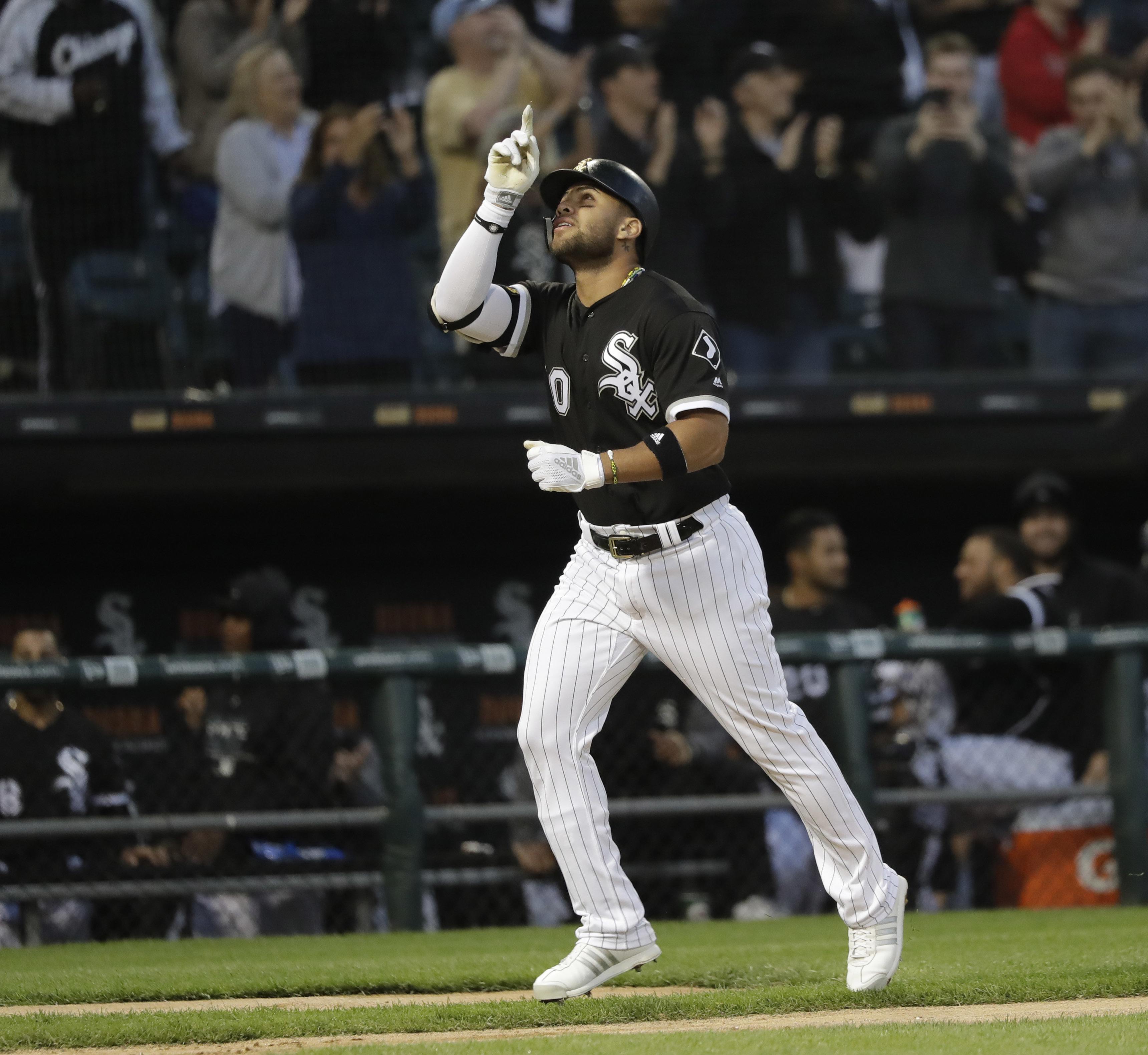 Covey earns 1st win, White Sox hit 3 homers in rout of O's