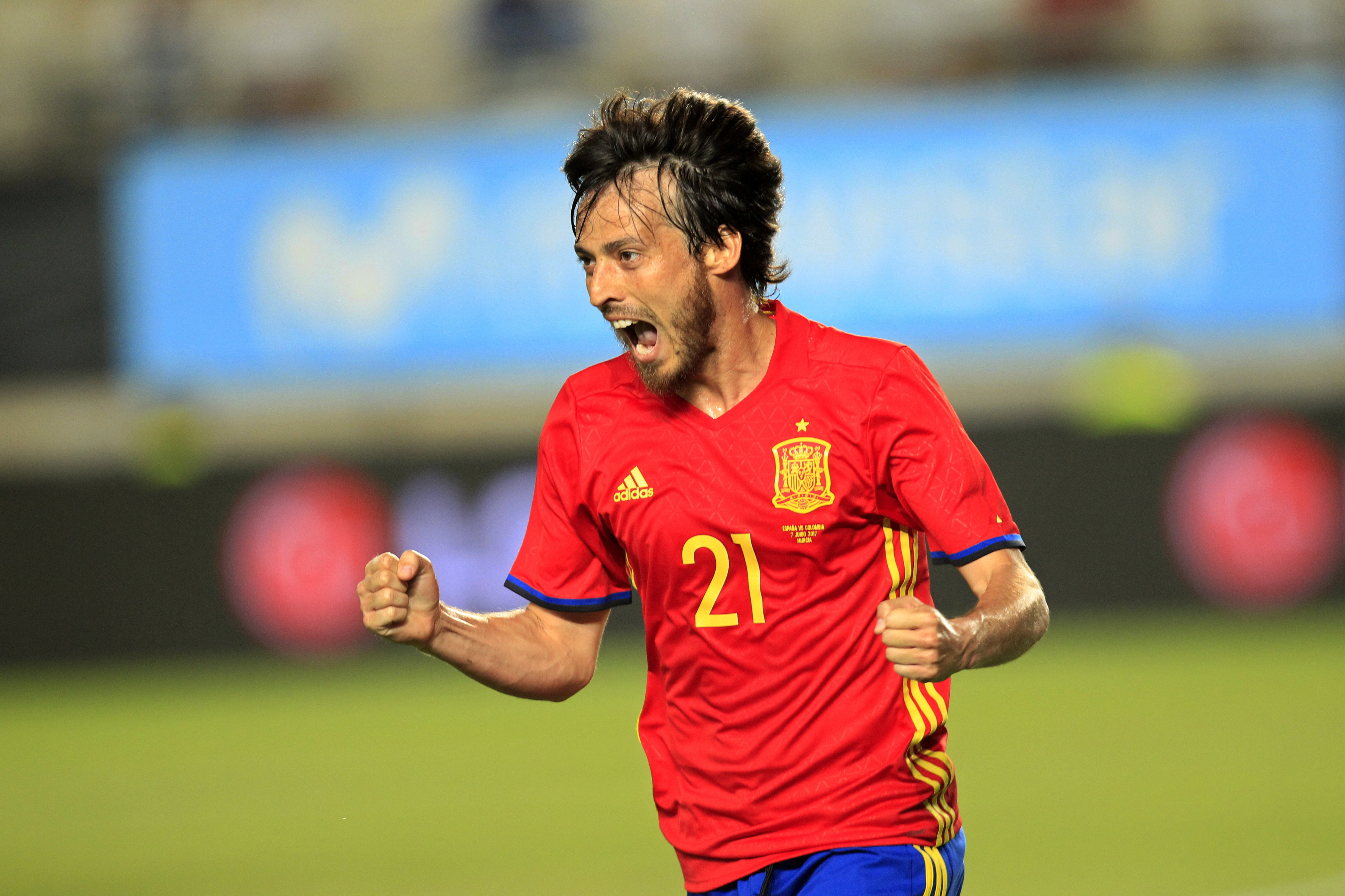 Spain's golden generation gets 1 last shot at glory