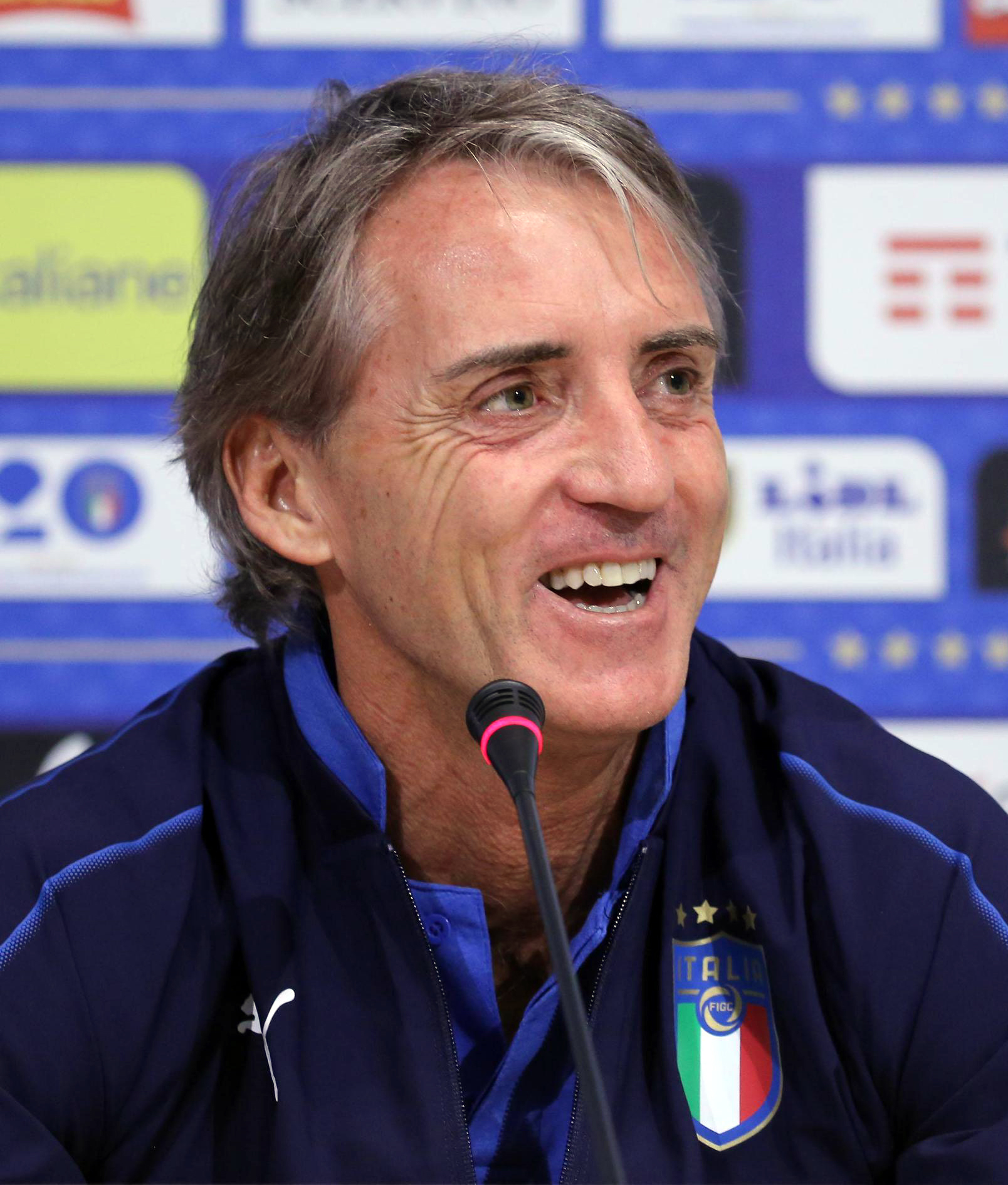 Italy coach Mancini leaves door open for Gianluigi Buffon